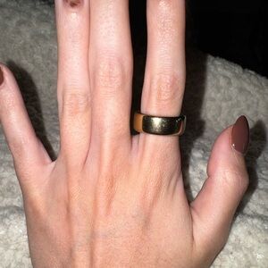Oura Gold Smart Ring